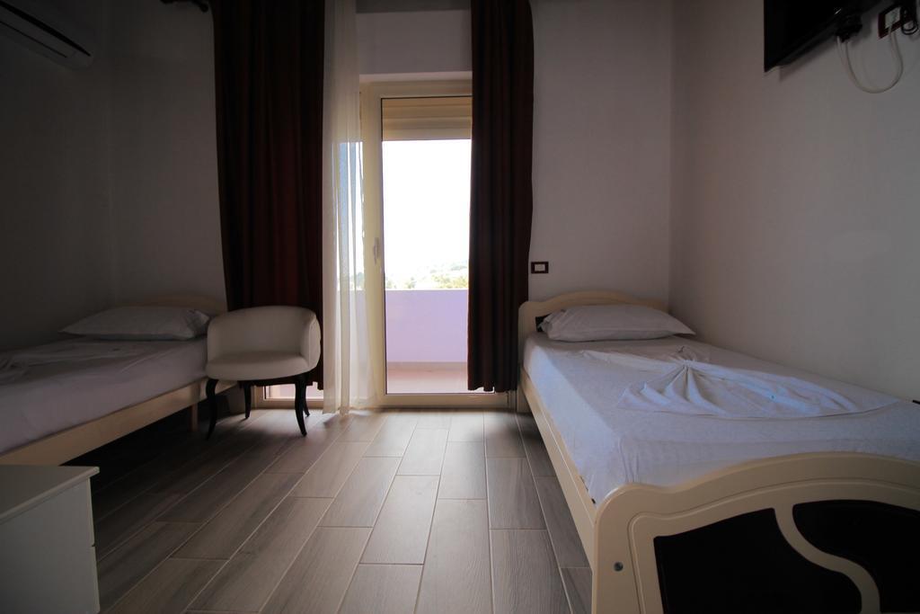 Hotel Keisa Dhërmi Rum bild